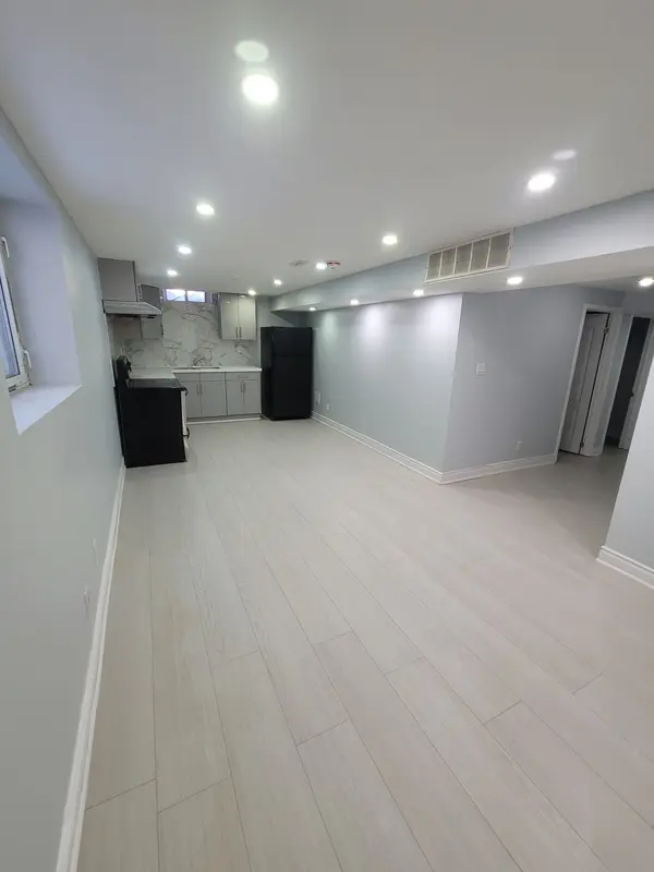 4372 Heathgate CRES, Mississauga, ON L5R 2C1