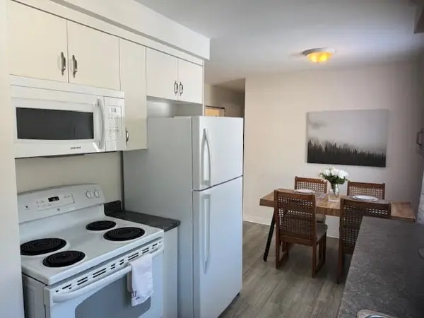 154 Ross AVE, Thames Centre, ON N0L 1G1