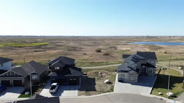 647 Bolstad TURN, Saskatoon, SK S7W 0Y2