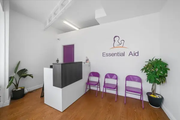 1548 King ST E, Hamilton, ON L8K 1S9