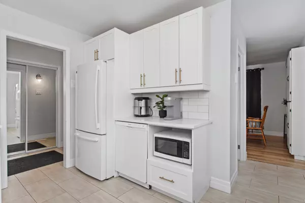 Brighton, ON K0K 1H0,13 Price ST W