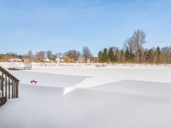 Casselman, ON K0A 1M0,182 Argile ST