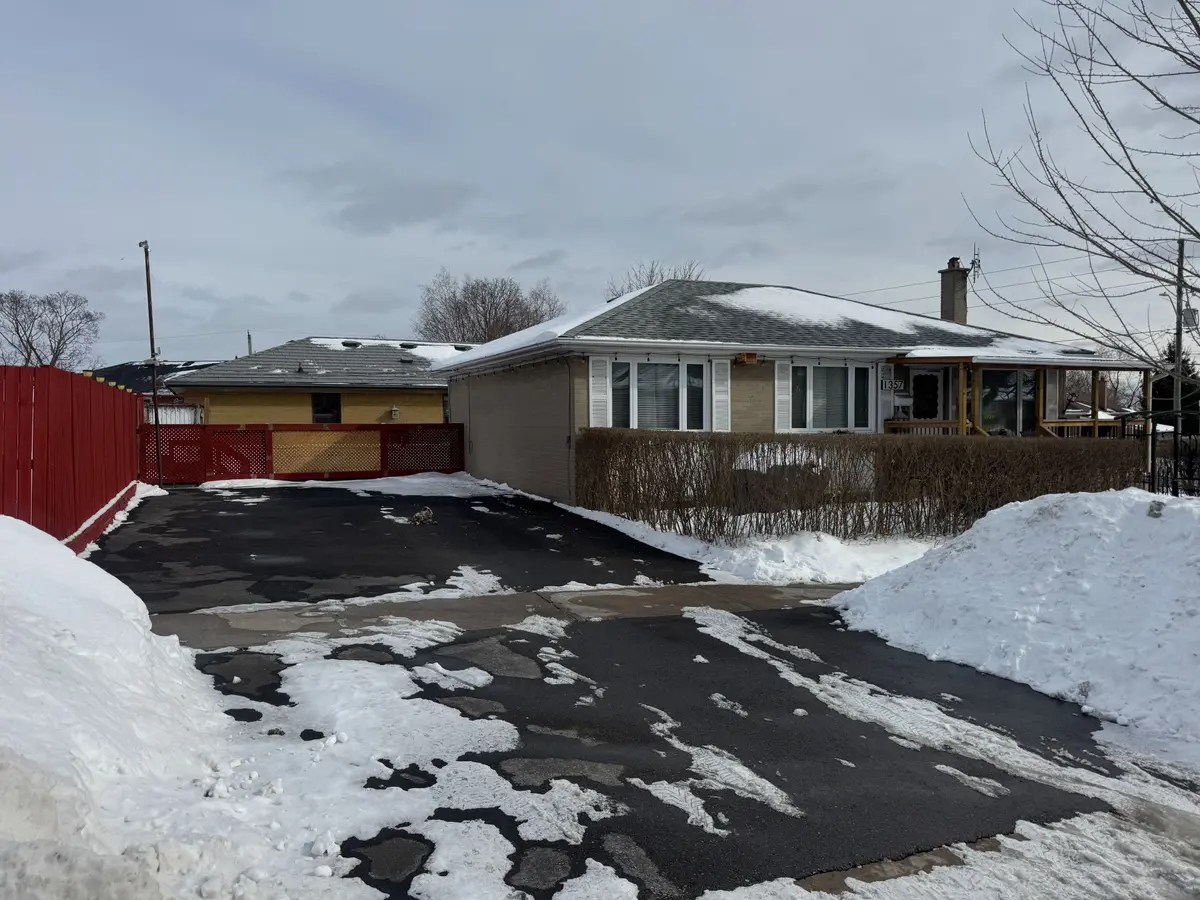 1357 Sharbot - Basement ST, Oshawa, ON L1J 1K1