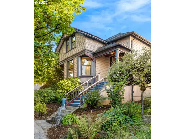 3635 S CORBETT AVE, Portland, OR 97239