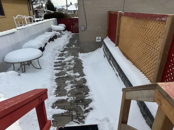 1357 Sharbot - Basement ST, Oshawa, ON L1J 1K1