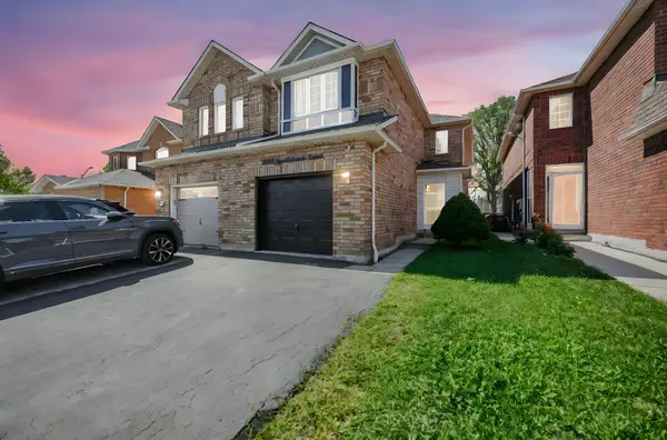 5938 Candlebrook CT, Mississauga, ON L5V 2V5
