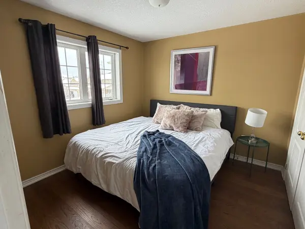 28 Cook ST, Kawartha Lakes, ON K9V 0A7