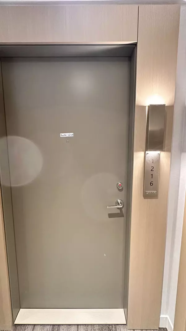 Brampton, ON L6P 4S3,15 skyridge DR #1216