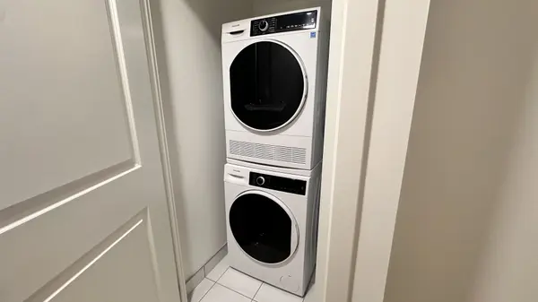 Brampton, ON L6P 4S3,15 skyridge DR #1216