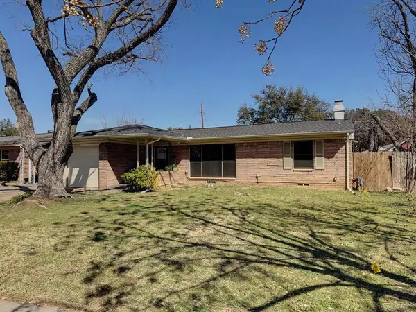 2404 William Brewster Drive, Irving, TX 75062