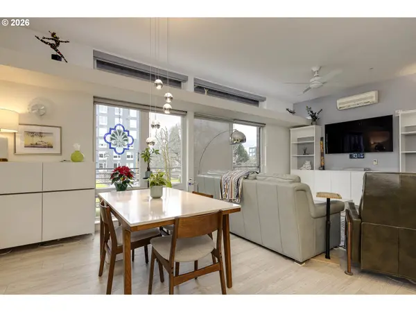 1455 N KILLINGSWORTH ST #216, Portland, OR 97217