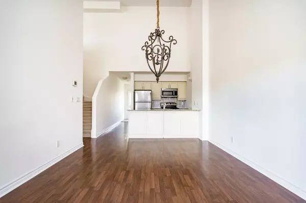 Collingwood, ON L9Y 0X4,3 Brandy Lane DR #307