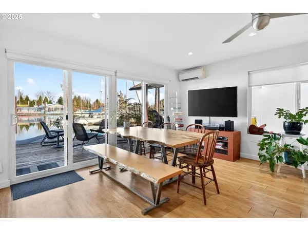 173 NE Bridgeton RD #13, Portland, OR 97211