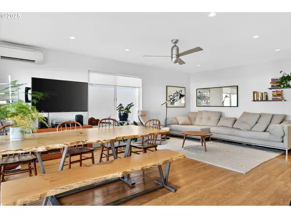 173 NE Bridgeton RD #13, Portland, OR 97211