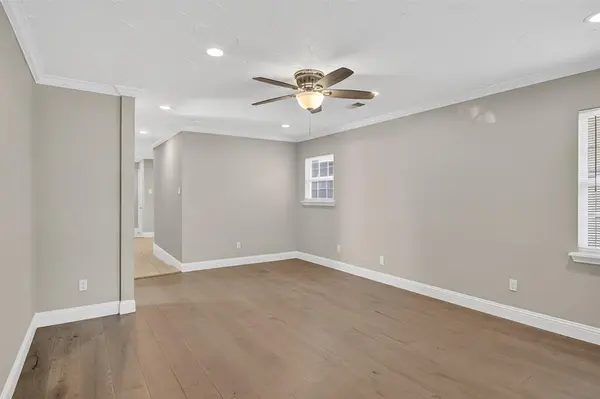 4806 W University Boulevard, Dallas, TX 75209