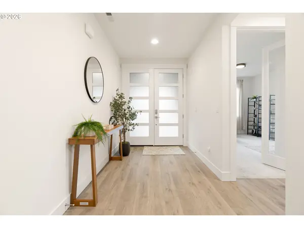 5891 SW 67TH PL, Portland, OR 97225