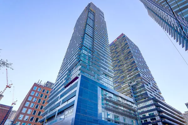 Toronto C10, ON M4P 1P9,39 Roehampton AVE #3007