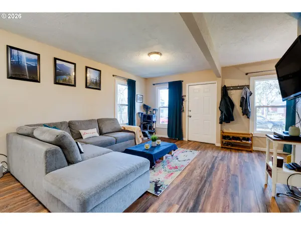 7130 SE 69TH AVE, Portland, OR 97206