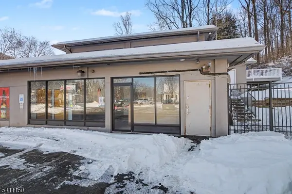 2127 Route 31, Glen Gardner Boro, NJ 08826