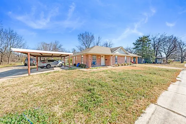 701 & 703 SW 1st Street, Cooper, TX 75432