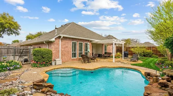 Bedford, TX 76021,1116 Carousel Drive