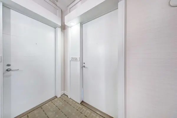 38 Grenville ST #2306, Toronto C01, ON M4Y 1A5