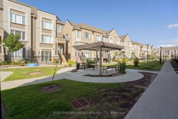 Brampton, ON L6Y 6G2,1 Beckenrose CT #130