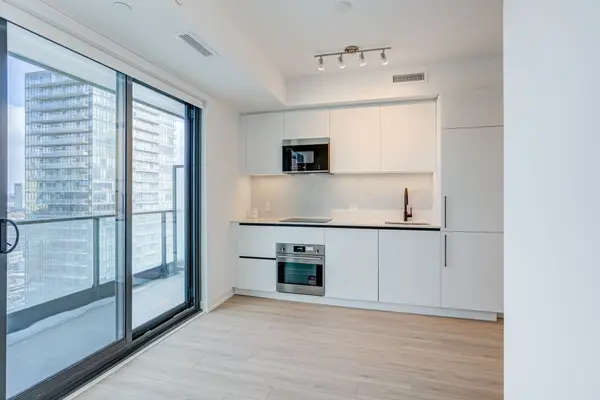 Toronto C08, ON M5A 0Z5,35 Parliament ST #2209