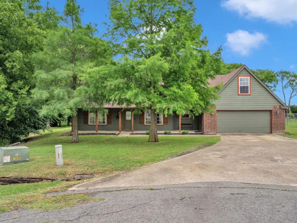 15067 Meadow Ridge Court, Nevada, TX 75173