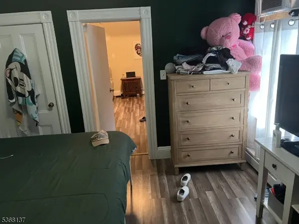 21-PT23 Chadwick St, Paterson City, NJ 07503