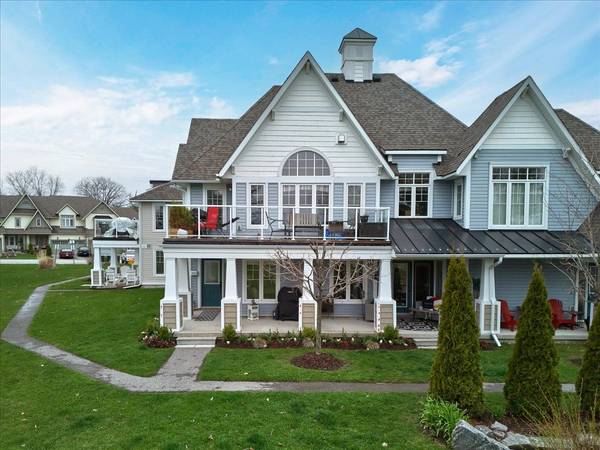 15 Carnoustie LN, Georgian Bay, ON L0K 1S0