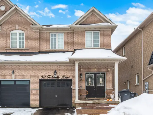 32 Toddville RD, Brampton, ON L6P 3A3