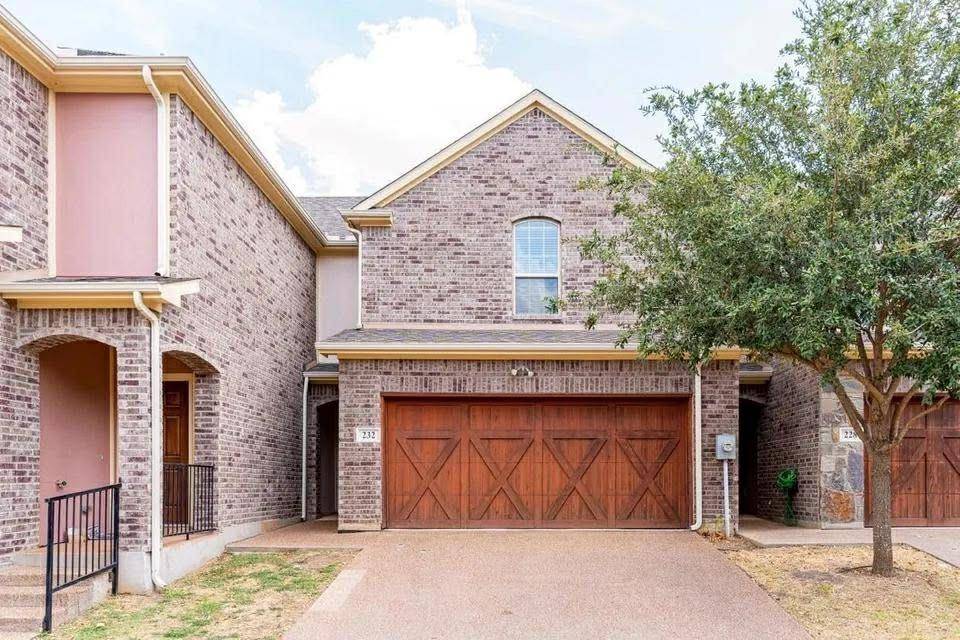 232 Corinna Court, Hurst, TX 76053