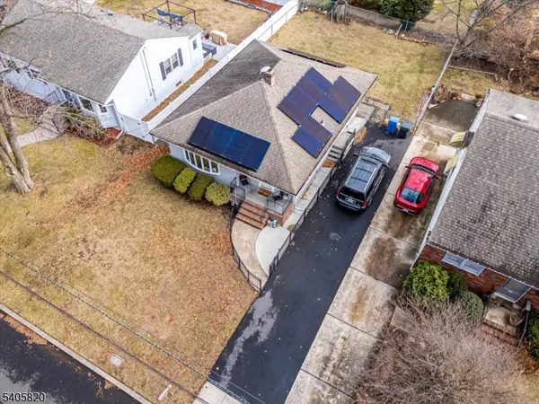 26 Goodwill Pl, Metuchen Boro, NJ 08840