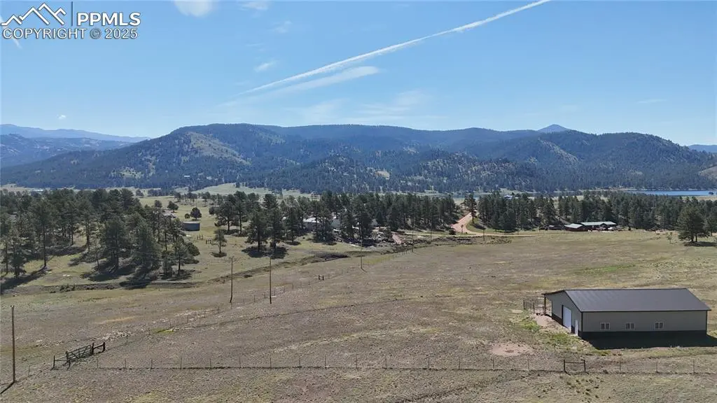 431 High Chateau RD, Florissant, CO 80816