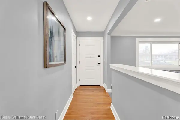 2330 Walton BLVD, Rochester Hills, MI 48309