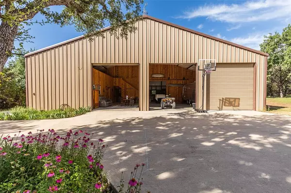 Morgan, TX 76671,420 Private Road 1400 E