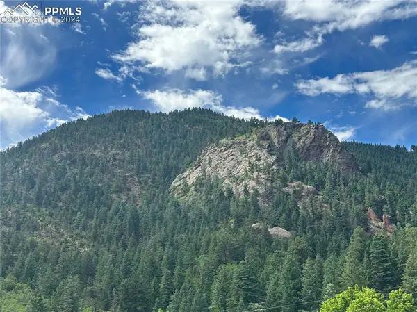 110 Crystal Park RD, Manitou Springs, CO 80829