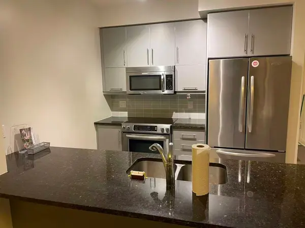 Toronto C09, ON M4W 3Z4,825 Church ST N #806