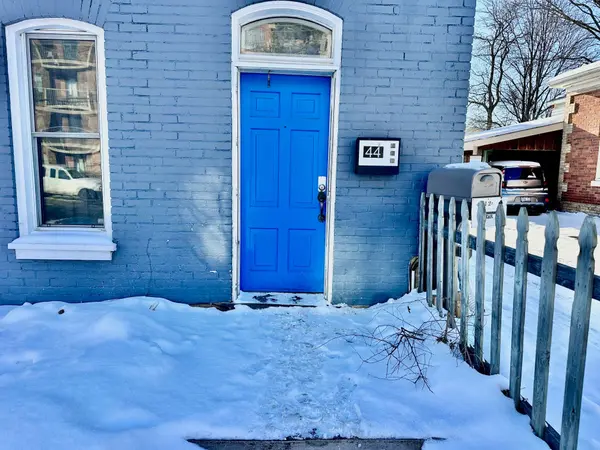 Brantford, ON N3T 3M3,44 Albion ST