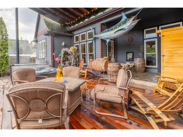 Hood River, OR 97031,1749 22ND ST