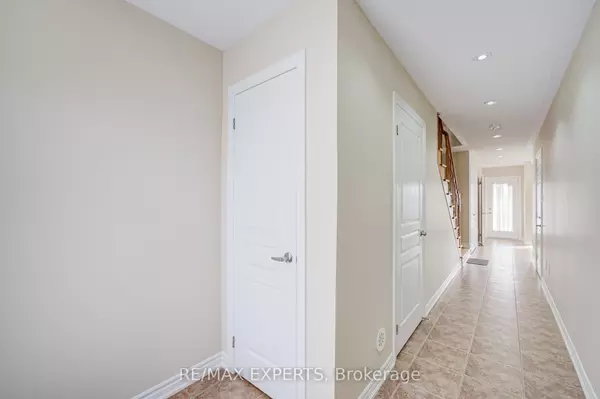 Brampton, ON L6Y 0H7,72 Aspen Hills RD