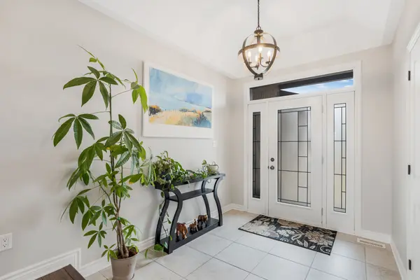 251 Rue Des Violettes ST, Clarence-rockland, ON K0A 2A0