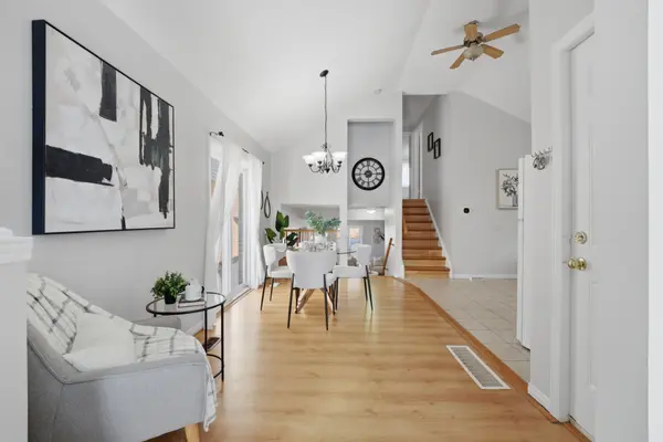 Cambridge, ON N1T 2E2,109 Green Gate BLVD