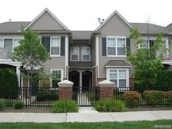 316 N WIXOM RD #33, Wixom, MI 48393