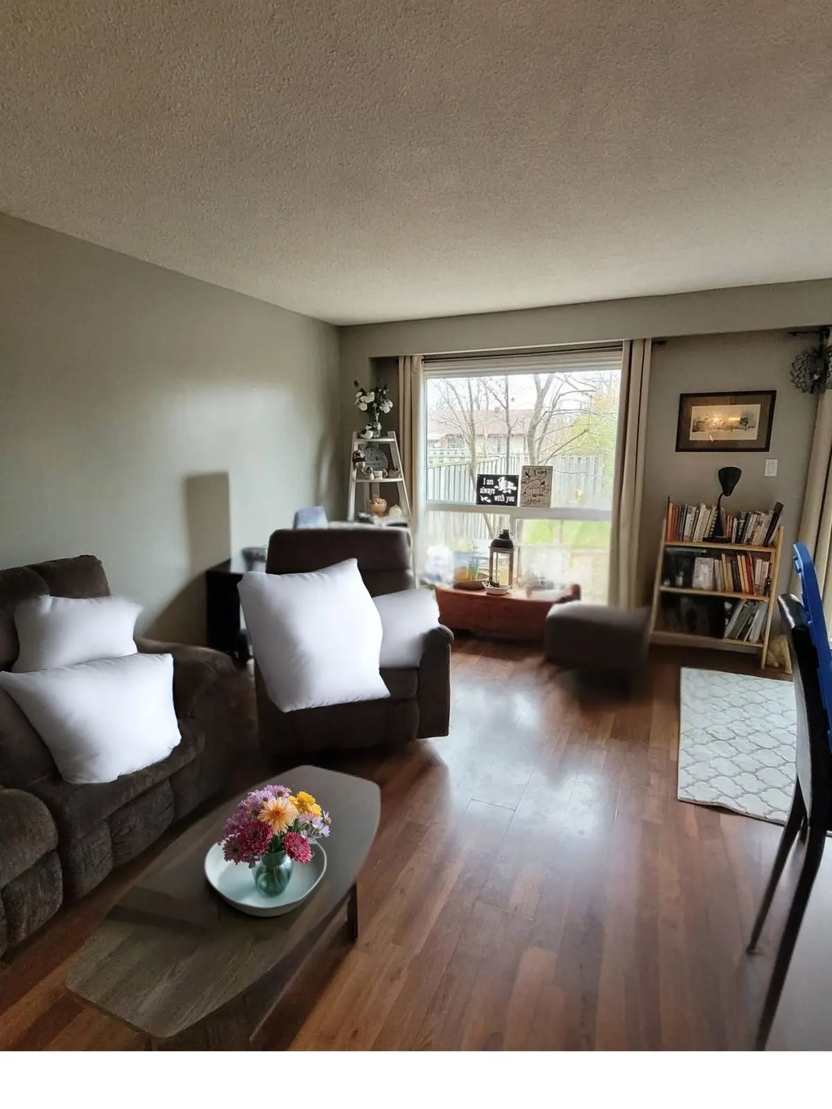 Barrie, ON L4M 5K4,2 Bernick DR #9