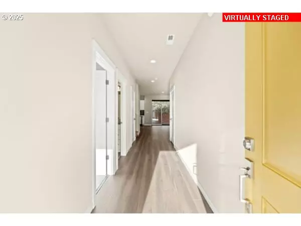 Happy Valley, OR 97086,10536 SE HERITAGE RD