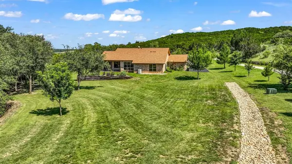 1510 Balcones Lane, Possum Kingdom Lake, TX 76449