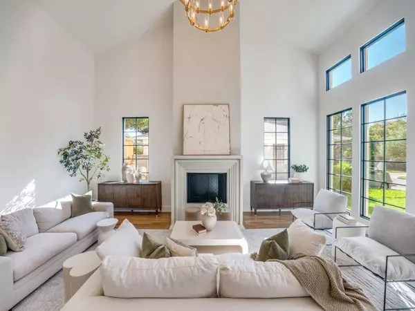 Dallas, TX 75238,10641 Larchfield Lane