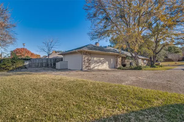 Garland, TX 75043,1405 Carriage Lane